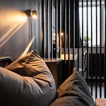 Black & White - Balkon, Netflix, Nespresso, Zentral, Messe アパート *