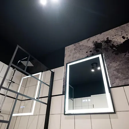 Appartement Black & White - Balkon, Netflix, Nespresso, Zentral, Messe Chemnitz